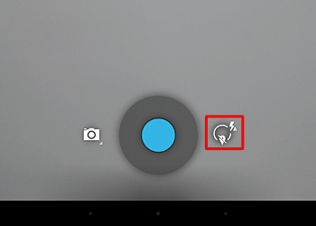 ビデオ撮影やパノラマ撮影を行う場合は、カメラアイコンをタップして表示された一覧から、それぞれ行いたい機能をタップすると切り替わります