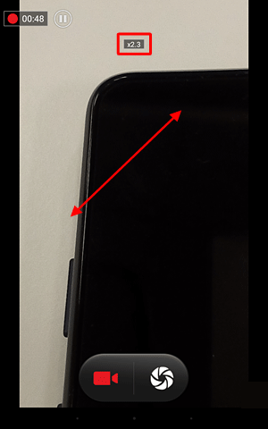 拡大したい場合は、ピンチアウト（2本の指で画面に触れたまま、2本の指の間隔を広げるようにスライドする）します