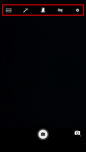 画面上部のアイコンから、撮影モードや効果オプションなどを設定できます