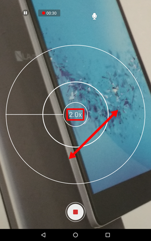 拡大したい場合は、ピンチアウト（2本の指で画面に触れたまま、2本の指の間隔を広げるようにスライド）します