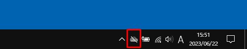 タスクバー右下の通知領域から「アイコン」（OneDrive）をクリックします