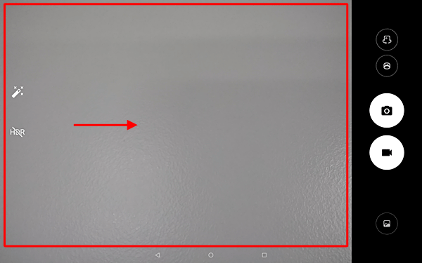 設定メニューを表示するには、カメラ画面の何も表示されていない場所を左から右にスワイプすると表示されます