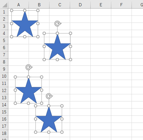 キーボードの「Shift」キーを押しながら、整列したい図をクリックします