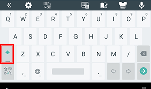「QWERTYキーボード」配列の場合は、アルファベット入力前に「↑」をタップすると大文字または小文字が切り替わります