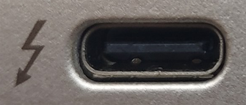 急速充電対応USBポート（一例）